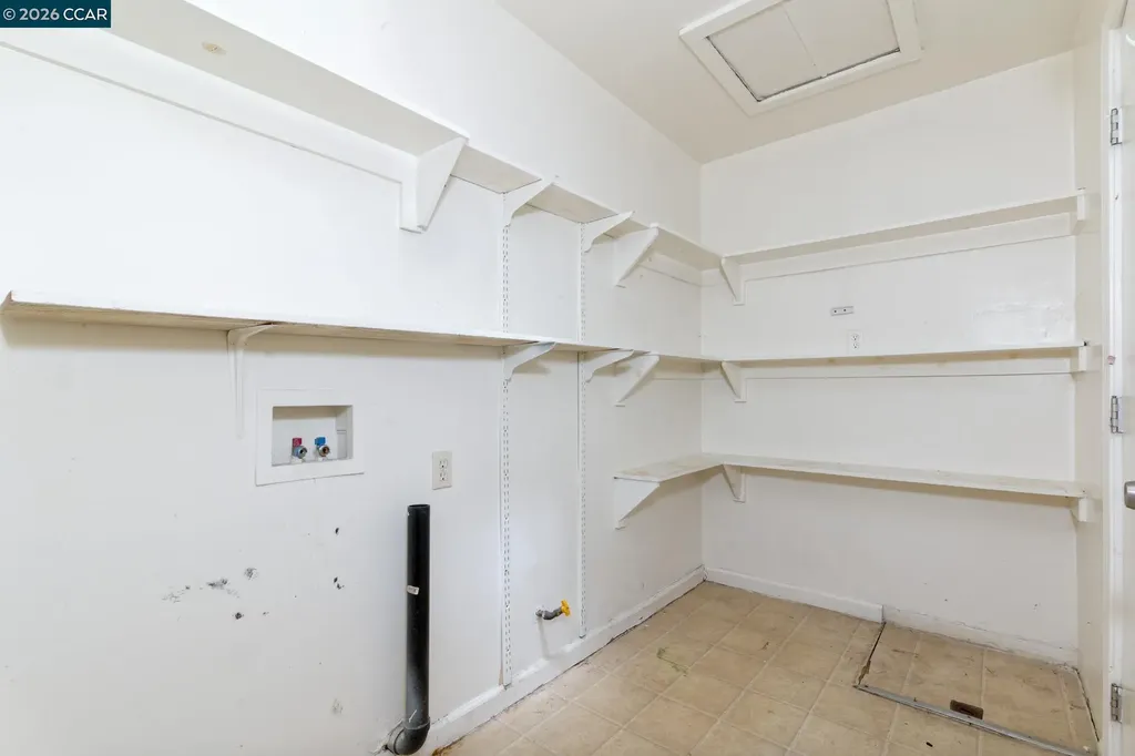 2980 Rollingwood Drive San Pablo CA 94806
