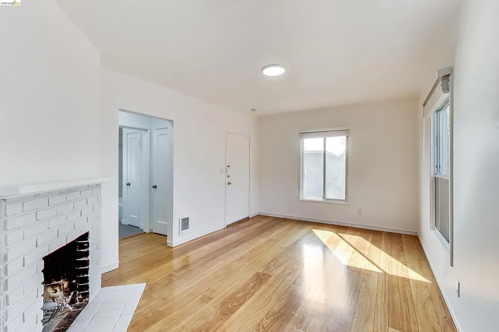 1207 University Avenue Berkeley CA 94702