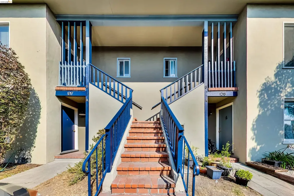 1207 University Avenue Berkeley CA 94702
