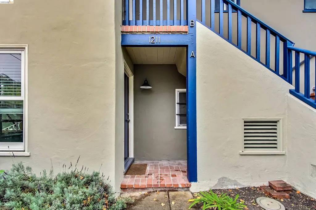 1207 University Avenue Berkeley CA 94702