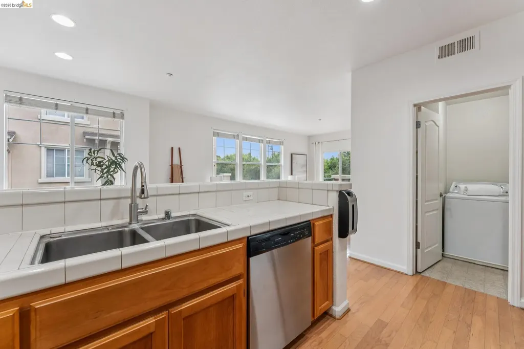 1501 Chandler Street Oakland CA 94603