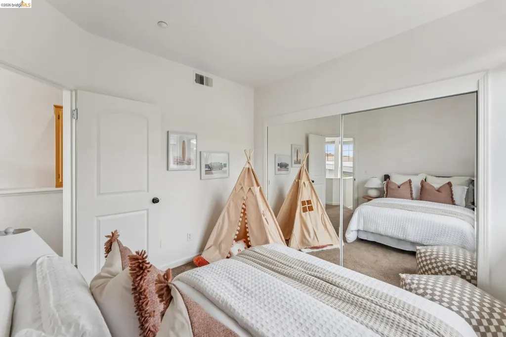 1501 Chandler Street Oakland CA 94603