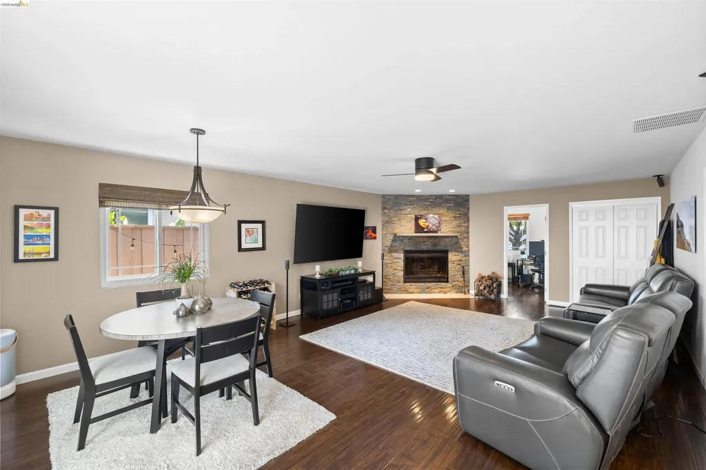 17032 Via Corona San Lorenzo CA 94580