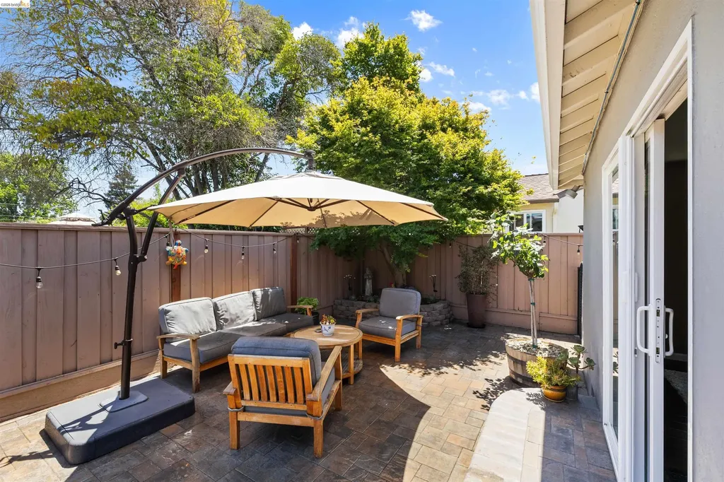17032 Via Corona San Lorenzo CA 94580