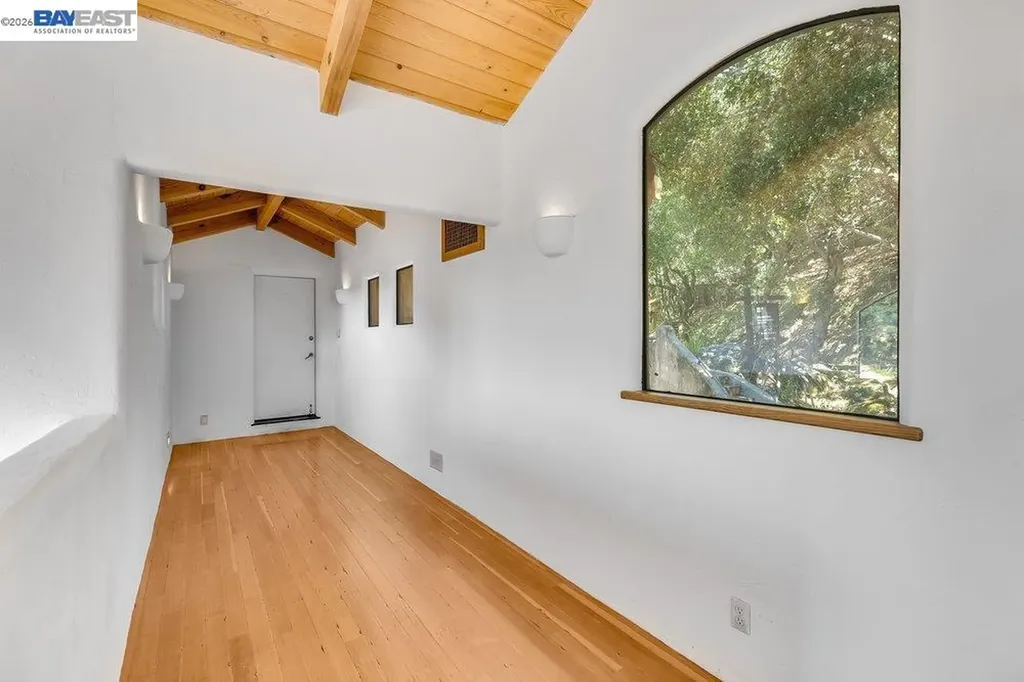 1302 Westview Drive Berkeley CA 94705