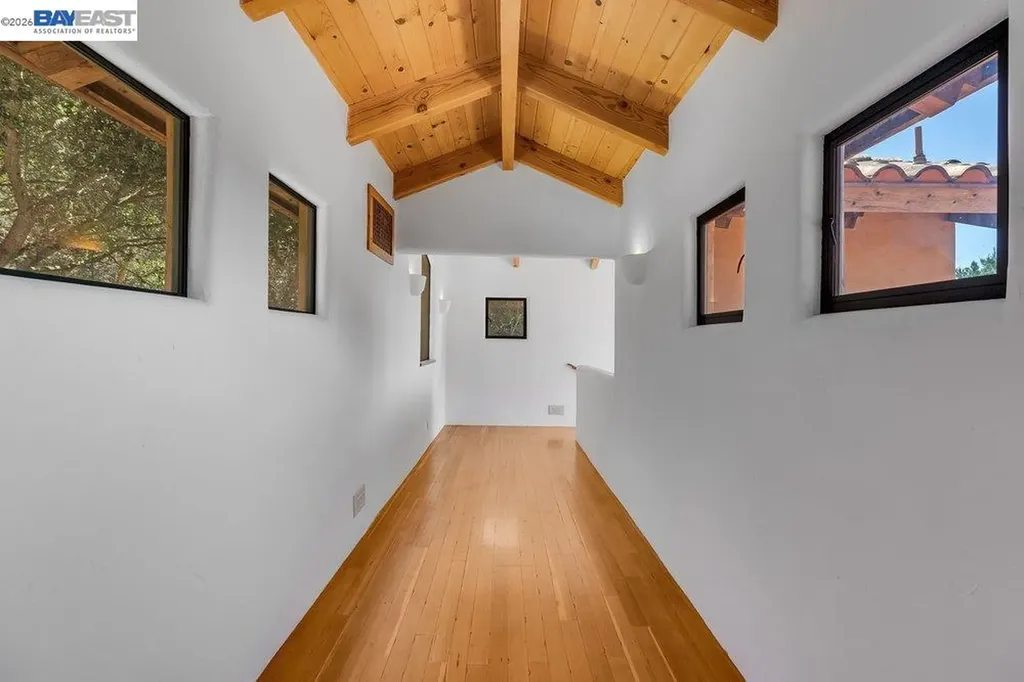 1302 Westview Drive Berkeley CA 94705