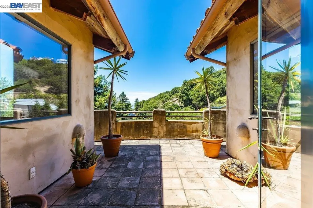 1302 Westview Drive Berkeley CA 94705