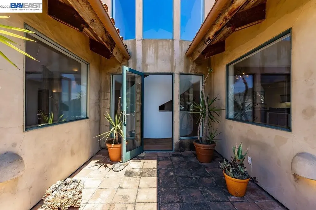 1302 Westview Drive Berkeley CA 94705