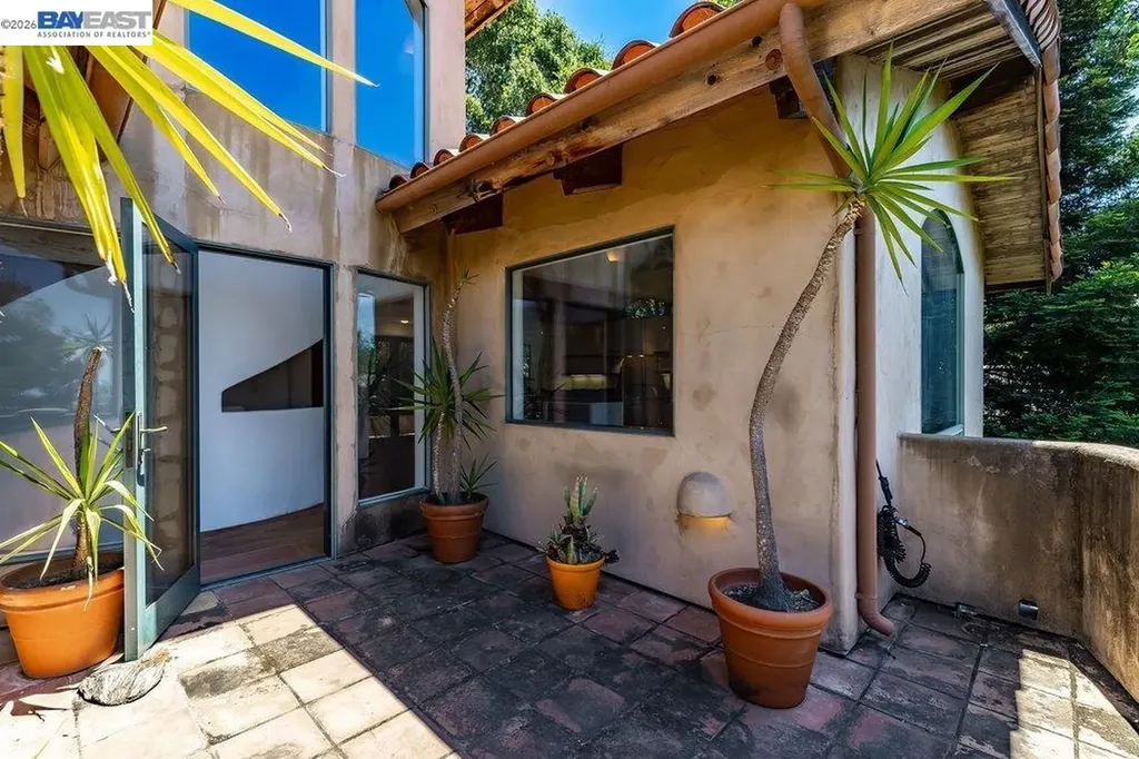 1302 Westview Drive Berkeley CA 94705
