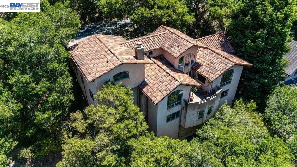 1302 Westview Drive Berkeley CA 94705
