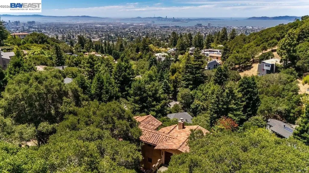 1302 Westview Drive Berkeley CA 94705