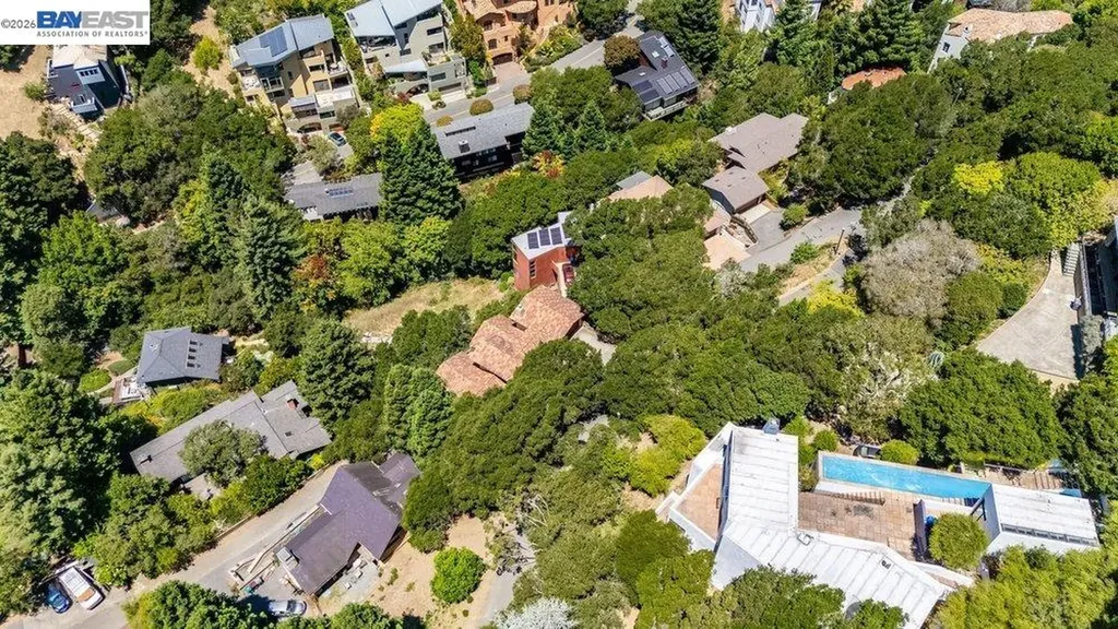 1302 Westview Drive Berkeley CA 94705