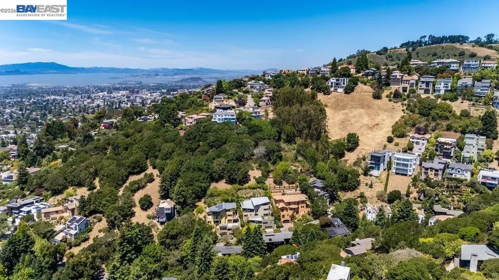 1302 Westview Drive Berkeley CA 94705