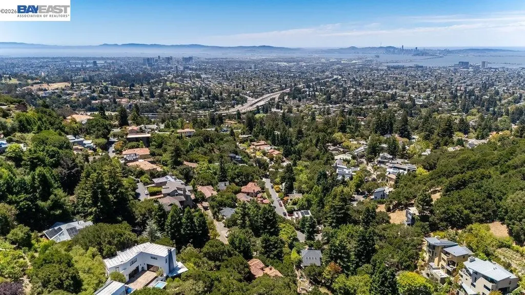 1302 Westview Drive Berkeley CA 94705