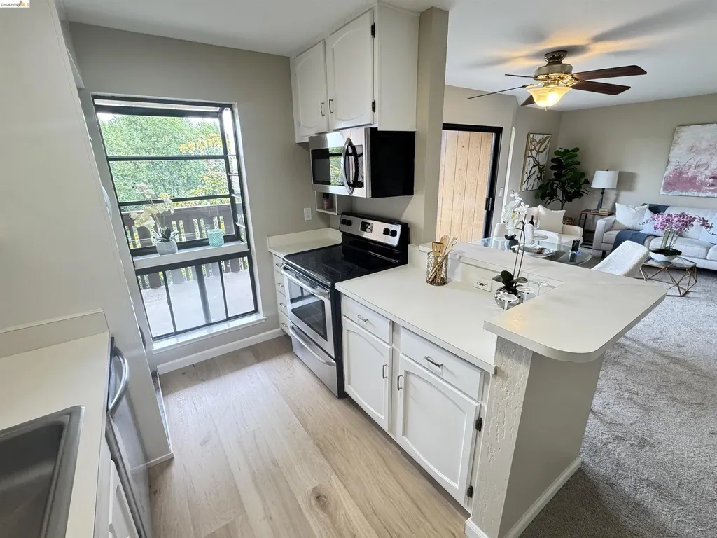 16363 Saratoga Street San Leandro CA 94578