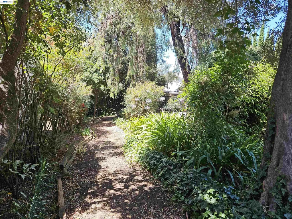 770 Grove Way Hayward CA 94541