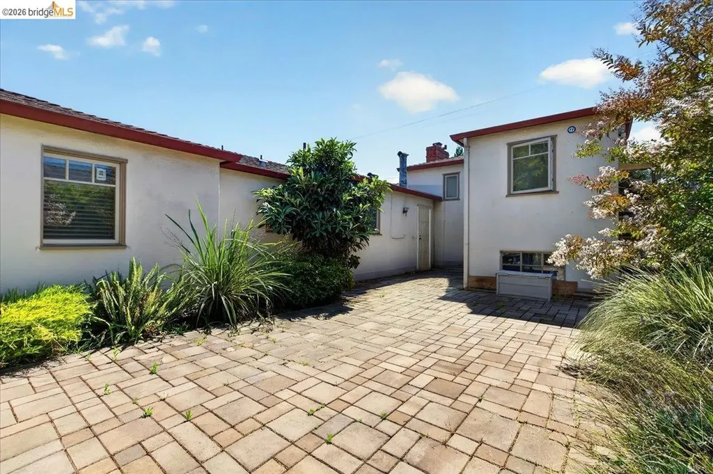 1601 Dwight Way Berkeley CA 94703