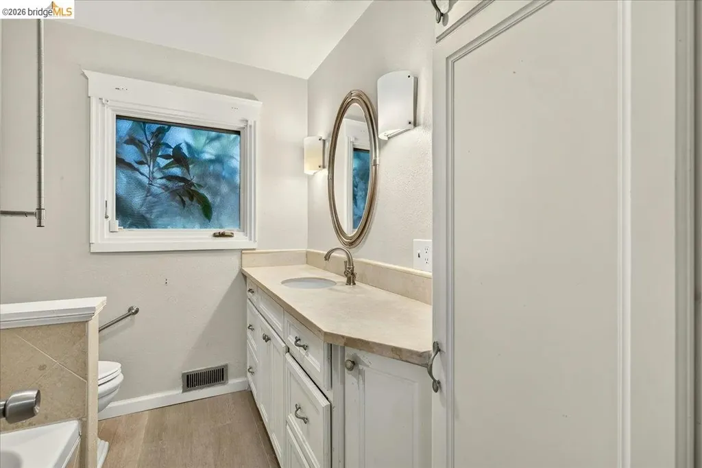 1601 Dwight Way Berkeley CA 94703