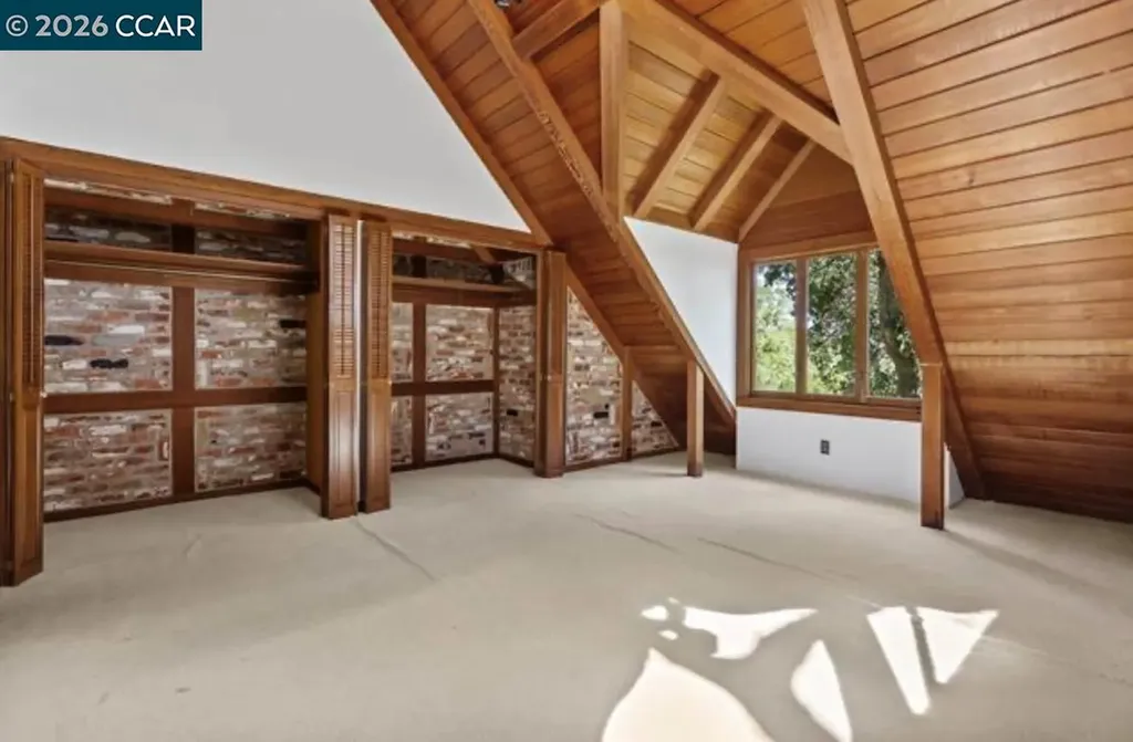 10 El Rincon Orinda CA 94563