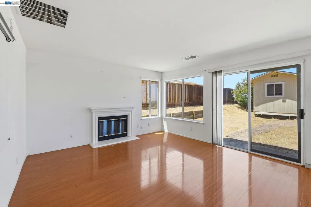 9 Beechwood Court Pittsburg CA 94565