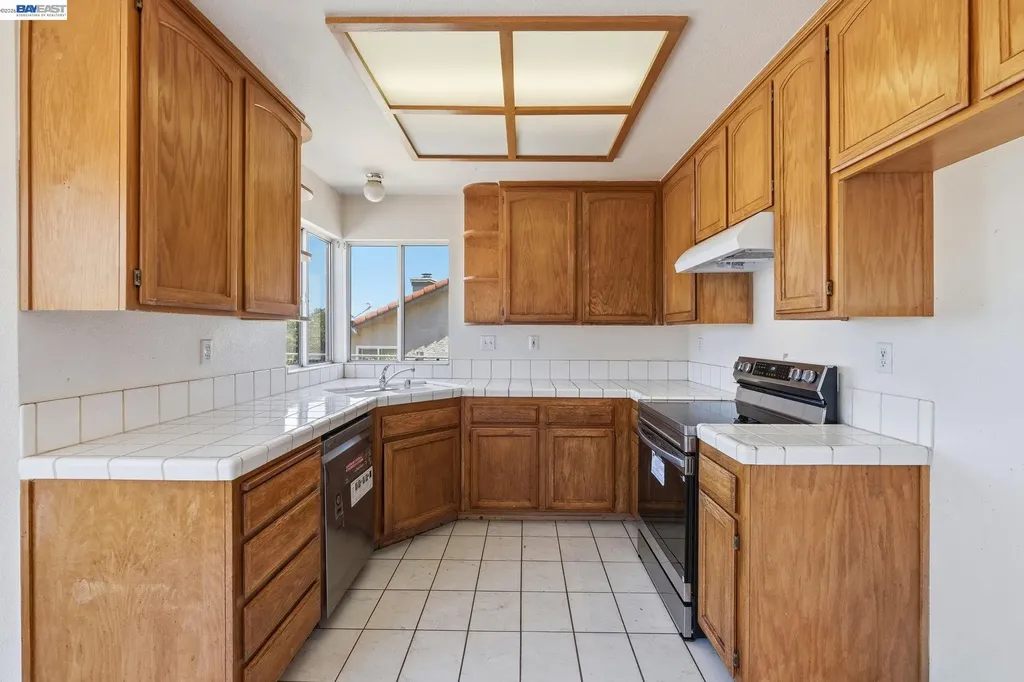 9 Beechwood Court Pittsburg CA 94565