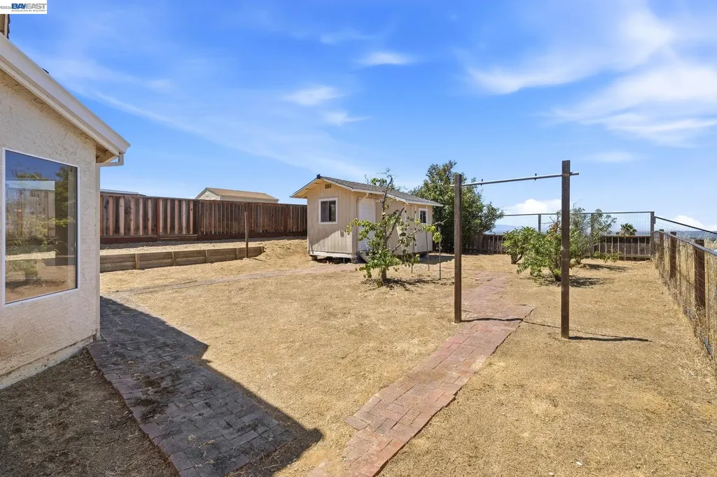 9 Beechwood Court Pittsburg CA 94565