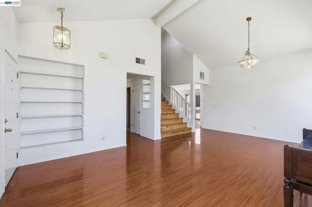 9 Beechwood Court Pittsburg CA 94565