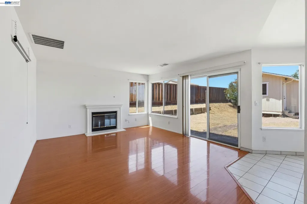 9 Beechwood Court Pittsburg CA 94565