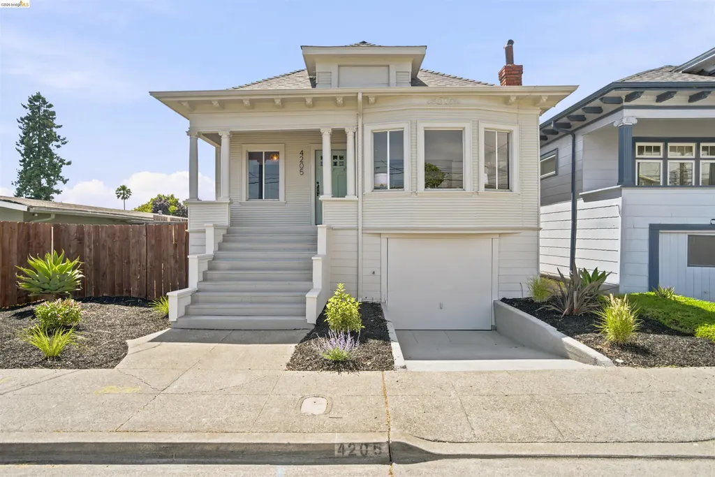 4205 West Street Oakland CA 94608
