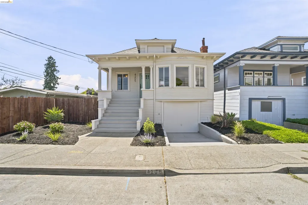 4205 West Street Oakland CA 94608