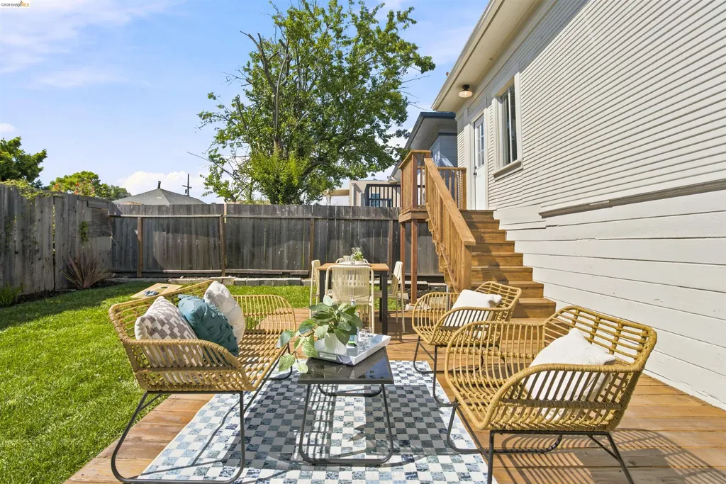 4205 West Street Oakland CA 94608