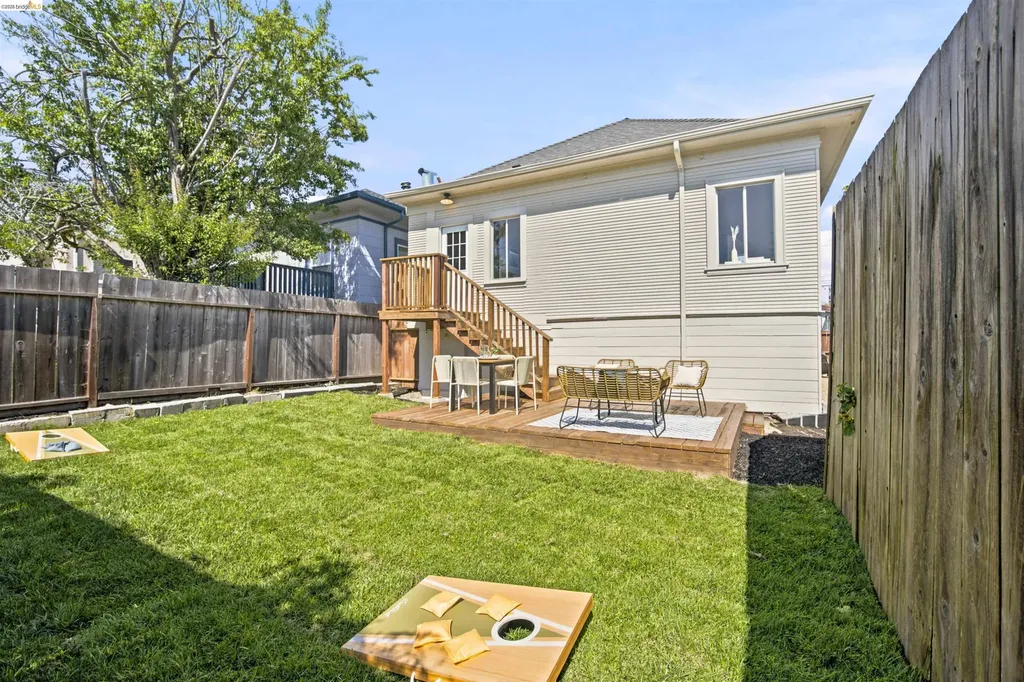 4205 West Street Oakland CA 94608