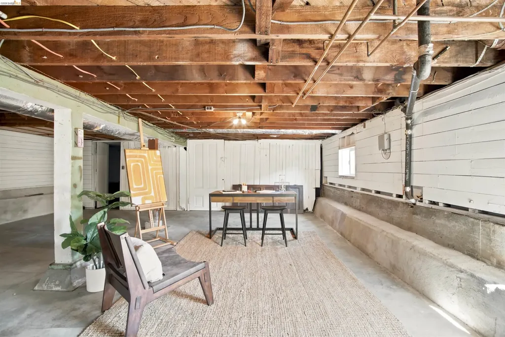 4205 West Street Oakland CA 94608