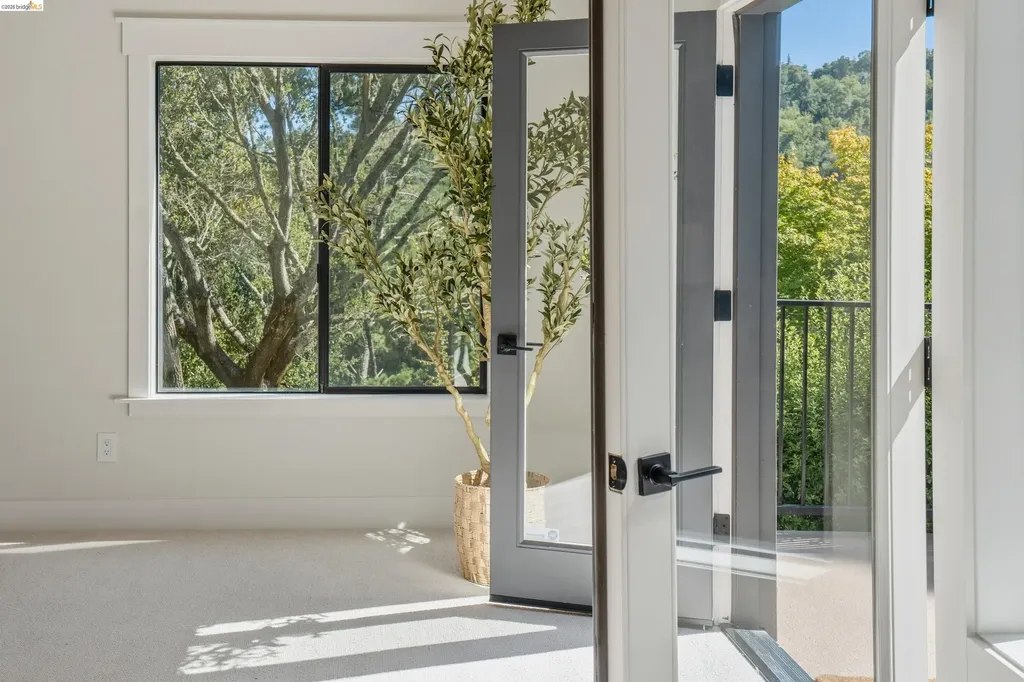 4120 Happy Valley Road Lafayette CA 94549