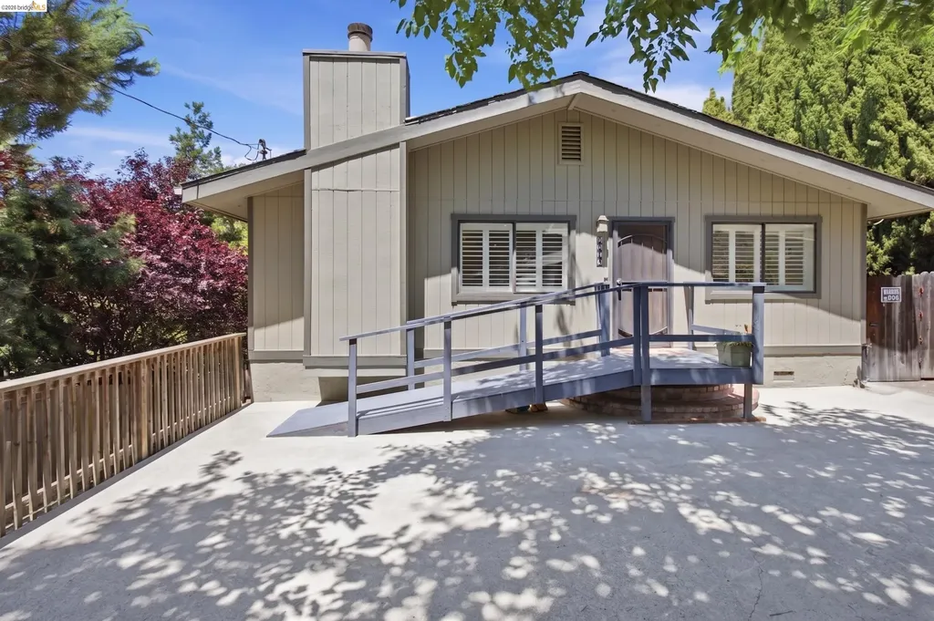 1118 Bush Avenue Vallejo CA 94591