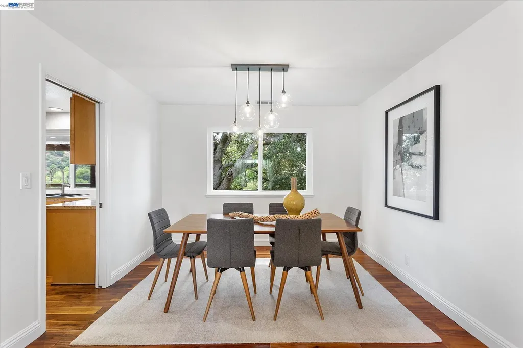 19252 Masterson Place Castro Valley CA 94552