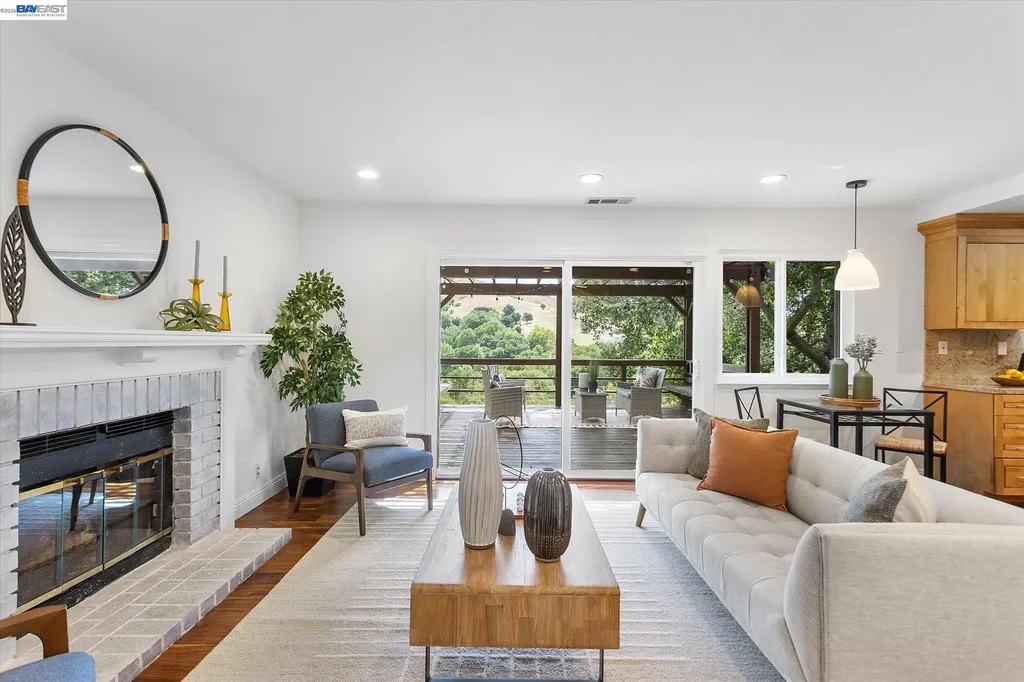 19252 Masterson Place Castro Valley CA 94552