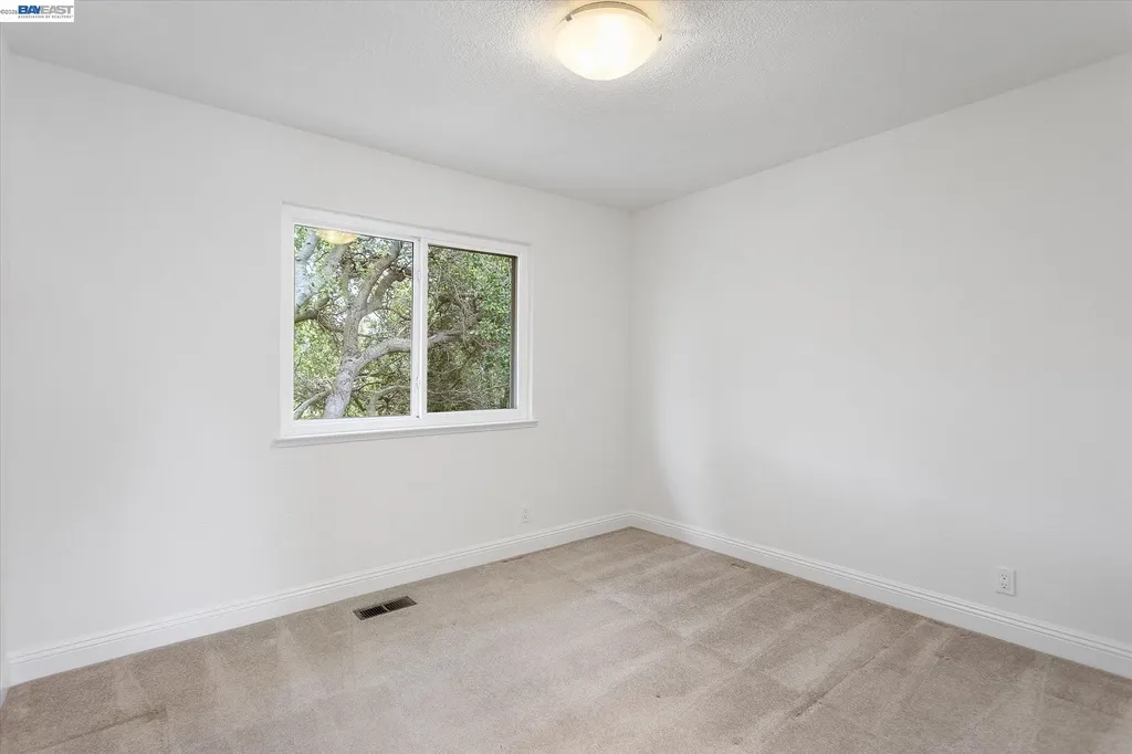 19252 Masterson Place Castro Valley CA 94552