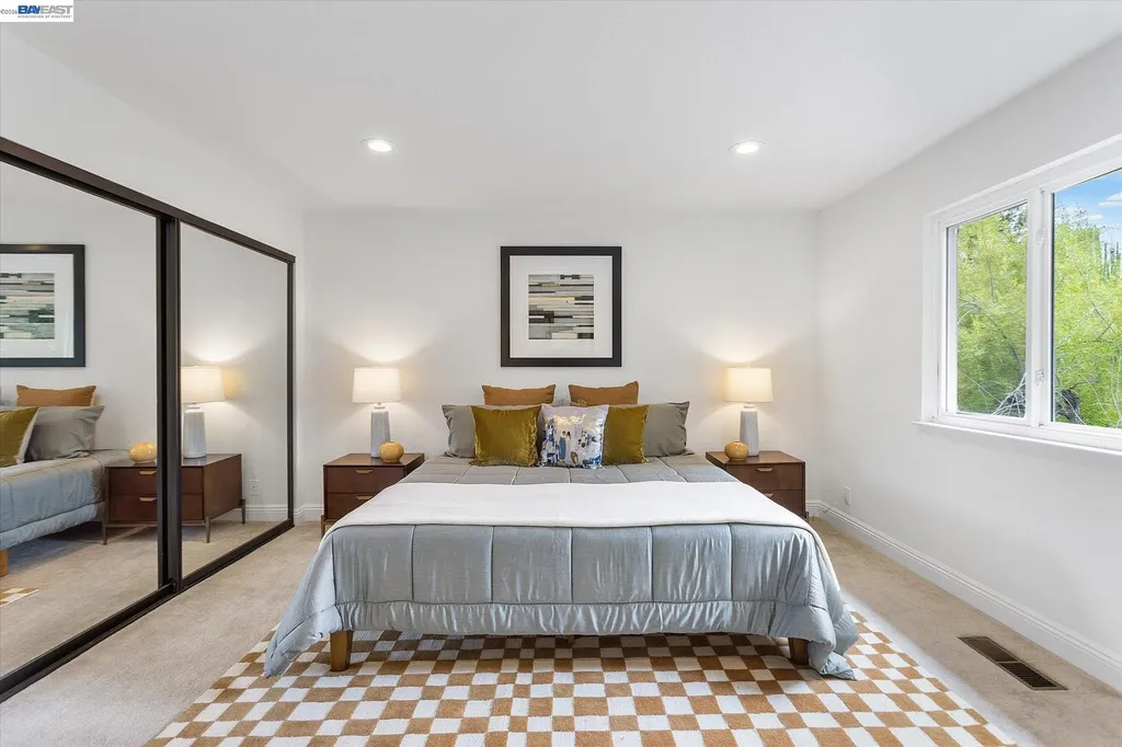 19252 Masterson Place Castro Valley CA 94552