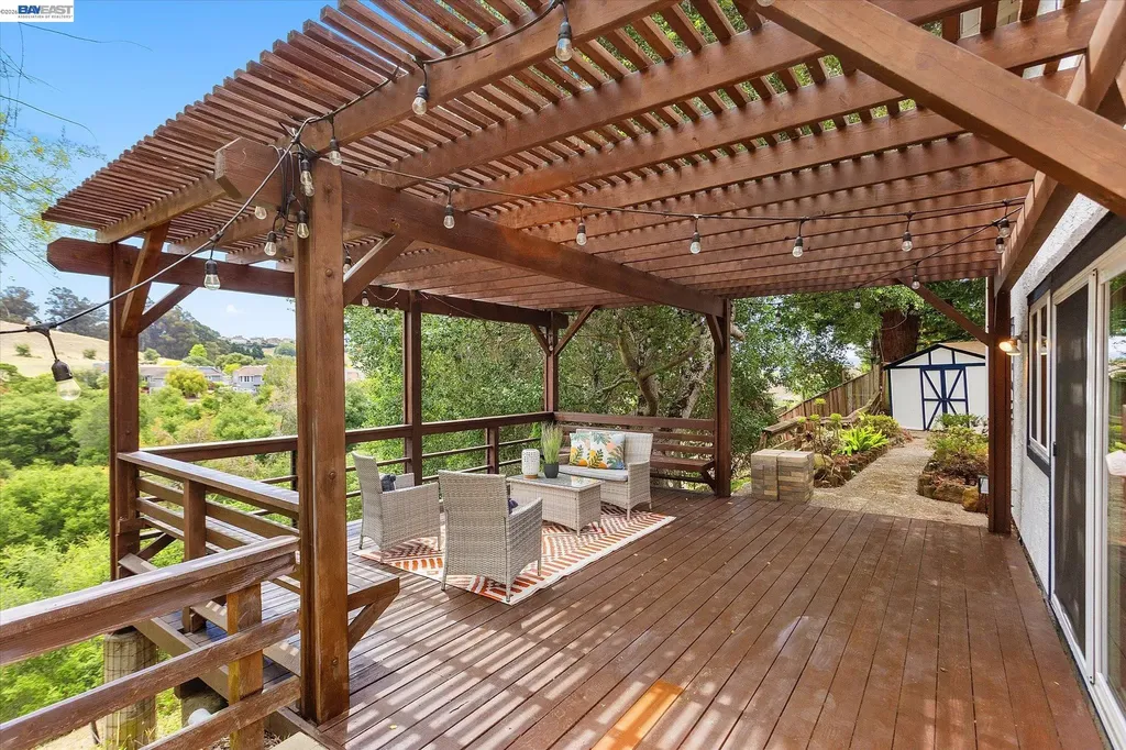 19252 Masterson Place Castro Valley CA 94552
