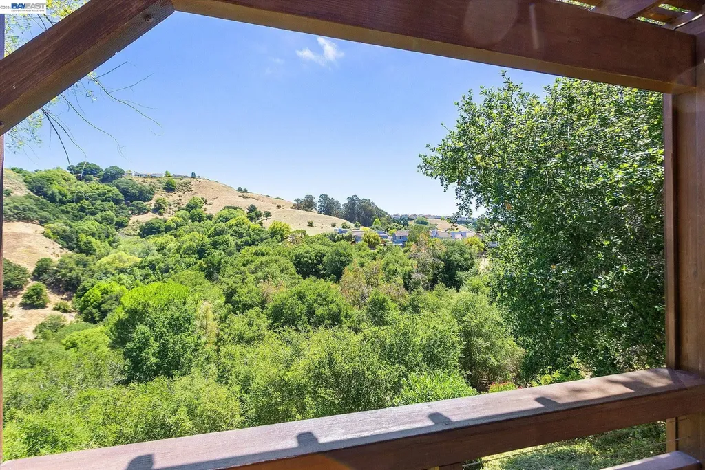 19252 Masterson Place Castro Valley CA 94552
