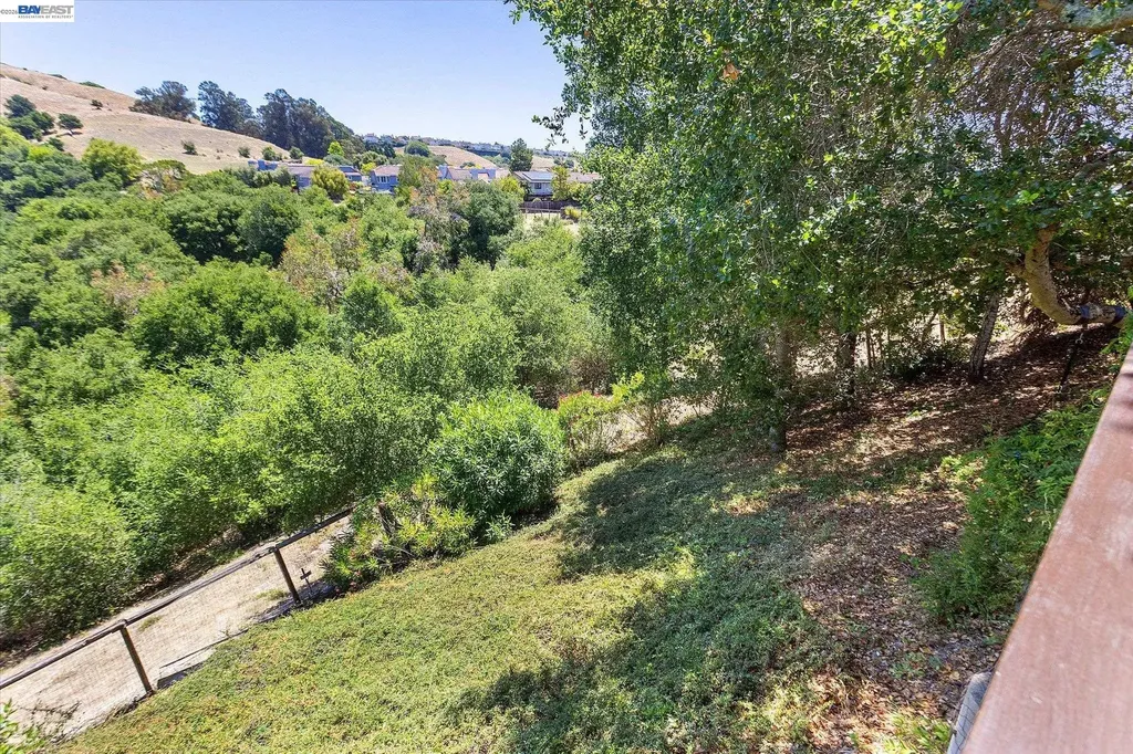 19252 Masterson Place Castro Valley CA 94552