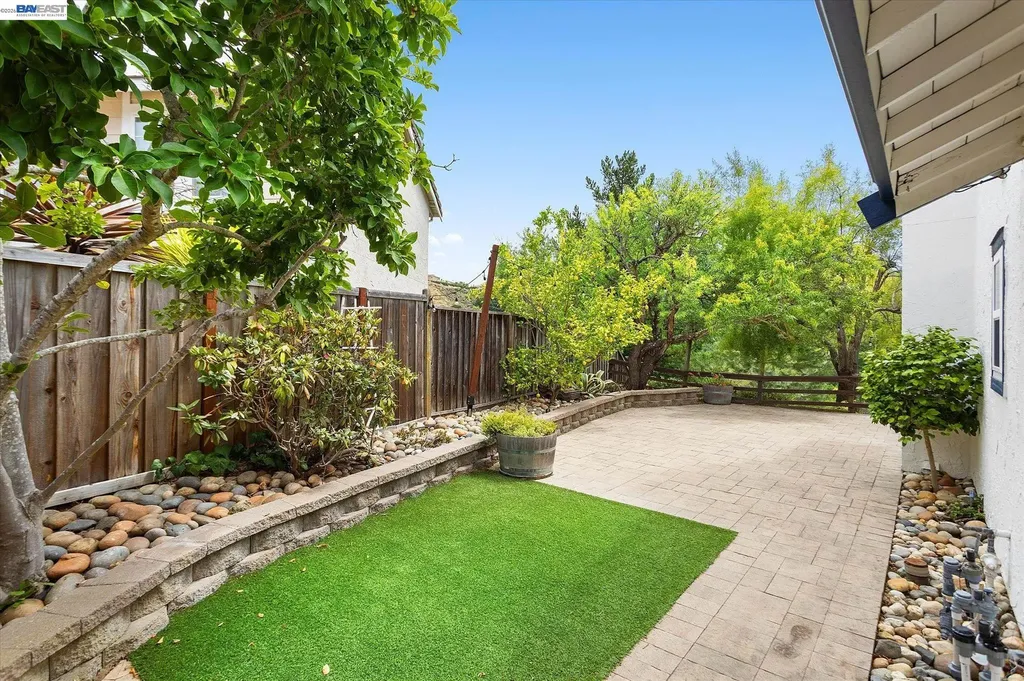 19252 Masterson Place Castro Valley CA 94552