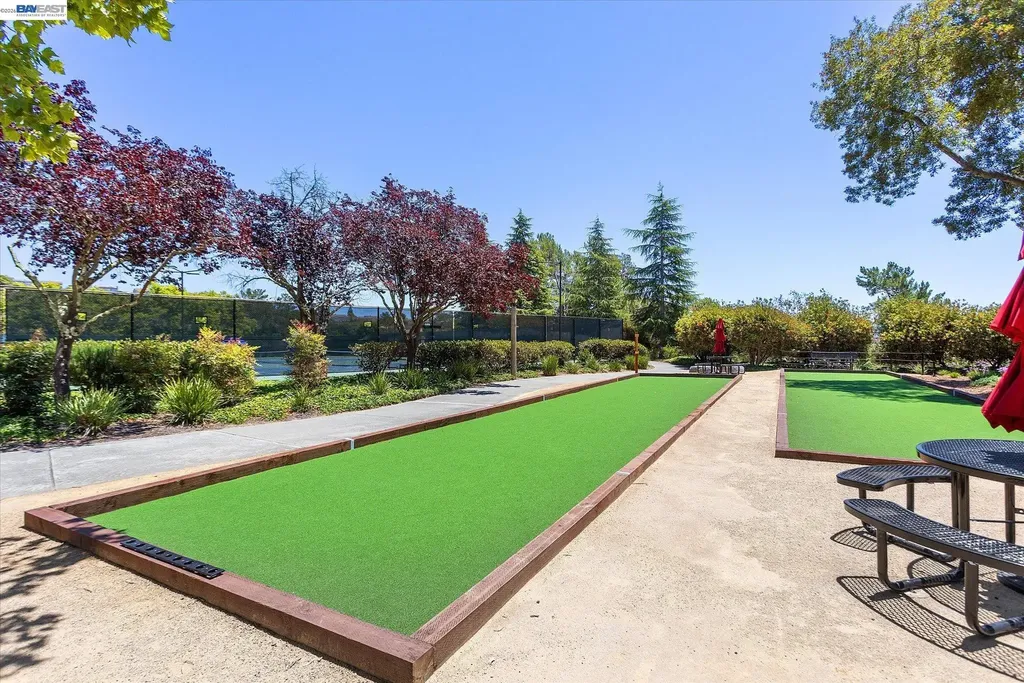 19252 Masterson Place Castro Valley CA 94552