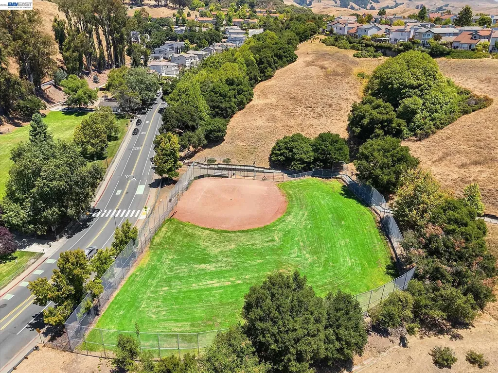 19252 Masterson Place Castro Valley CA 94552