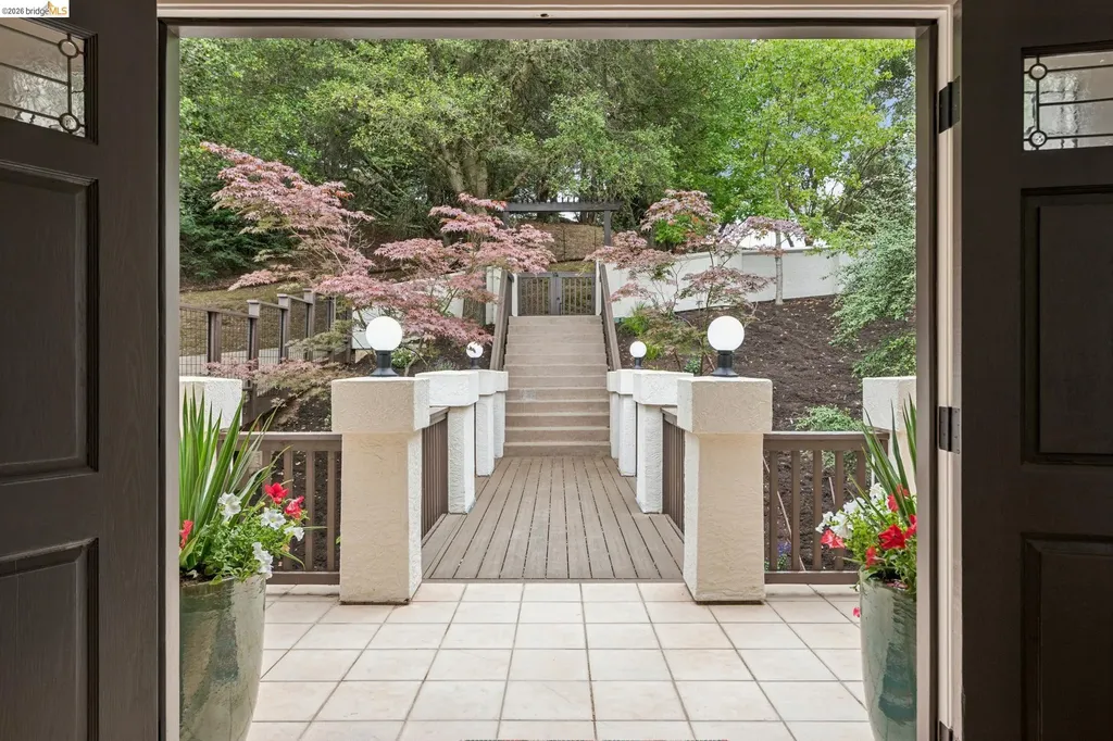 1325 Drury Road Berkeley CA 94705