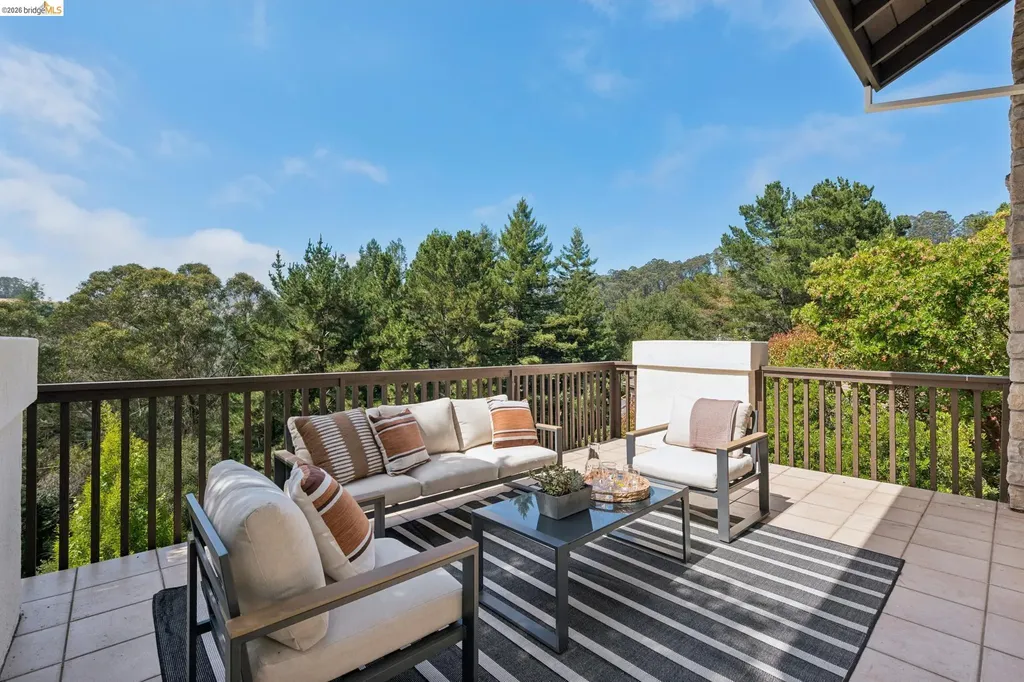 1325 Drury Road Berkeley CA 94705