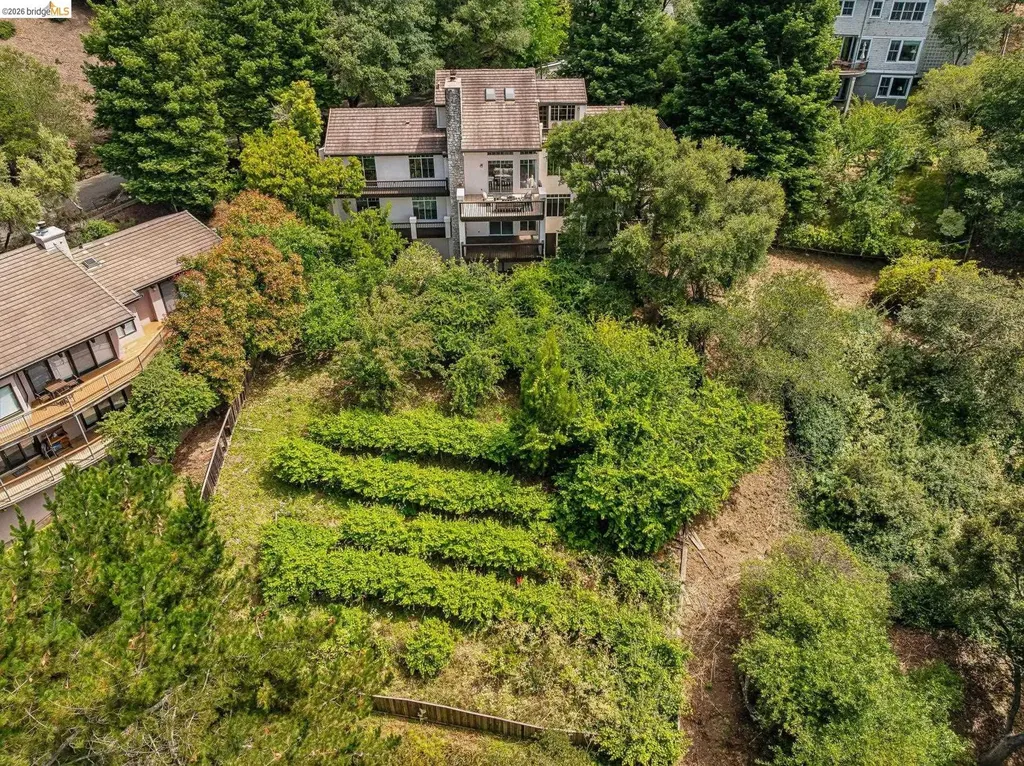 1325 Drury Road Berkeley CA 94705