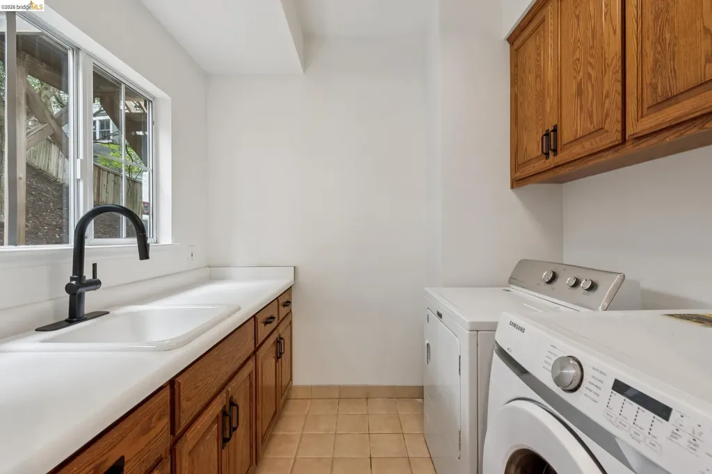 1325 Drury Road Berkeley CA 94705