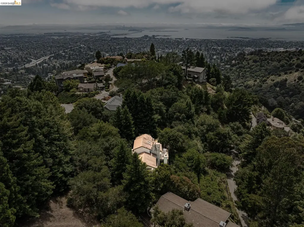 1325 Drury Road Berkeley CA 94705